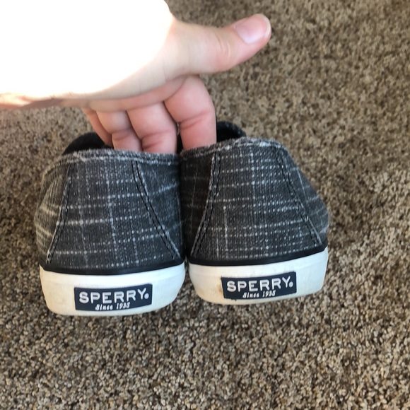 Sperry top-slider black and white tennis shoes. 9 - Picture 5 of 9